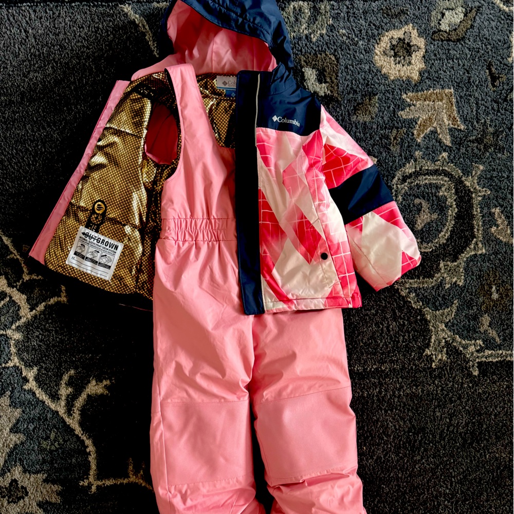 Toddler, Columbia Jacket and bib set